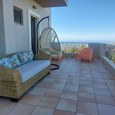 Penzion Aletraki -off-grid Retreat Above Heraklion, Peaceful Views