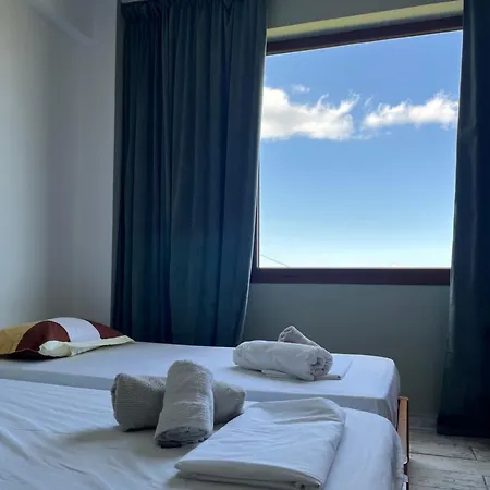 Aletraki -off-grid Retreat Above Heraklion, Peaceful Views